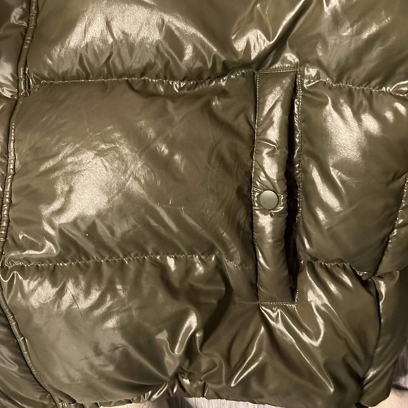 Aritzia Super Puff Mens Jacket - Picture 7 of 7